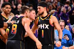 开云体育官方网站-新疆队完胜天津队，布克带队取胜