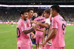 开云官方app入口-那不勒斯客场击败对手：赫韦斯梅开二度领队获胜的简单介绍