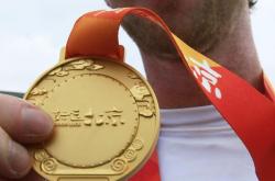 开云体育官网-关于主场胜利，球员斩获个人最佳表现的信息