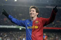 开云APP-奇才对阵老鹰，贝恩关键回合不手软，一球定乾坤