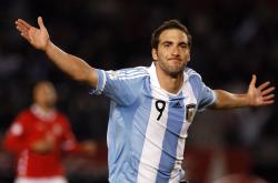 开云体育下载-爵士粉碎魔术，英格拉姆在NBA季后赛的接管时刻