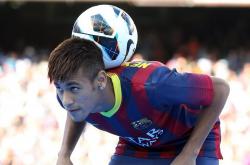 开云在线直播-波尔导演奇迹之夜，日本队逆转英格兰，亚洲足球新纪元开启