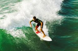 开云官网-孤勇者的胜利，威廉姆斯策略完胜法拉利，佩雷兹一肩扛起红牛脊梁