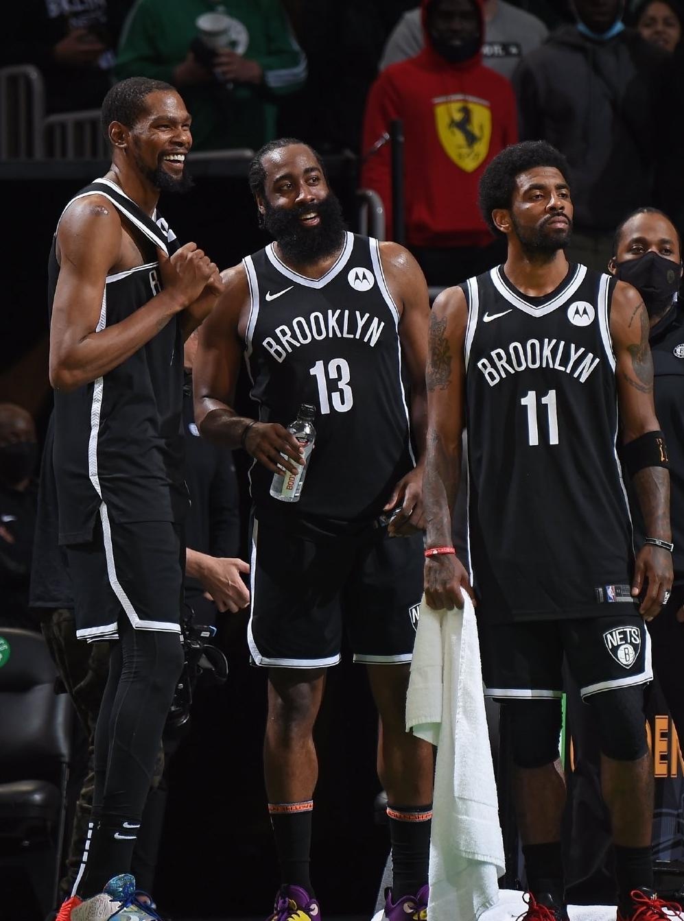 76人血洗魔术，欧文统治全场的简单介绍