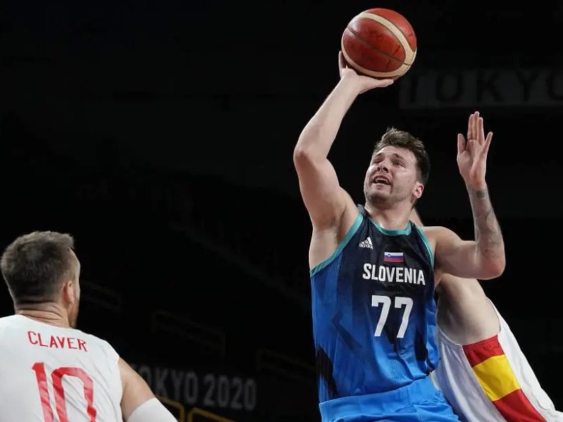 阿根廷男篮血洗塞尔维亚男篮，特雷杨爆发神勇