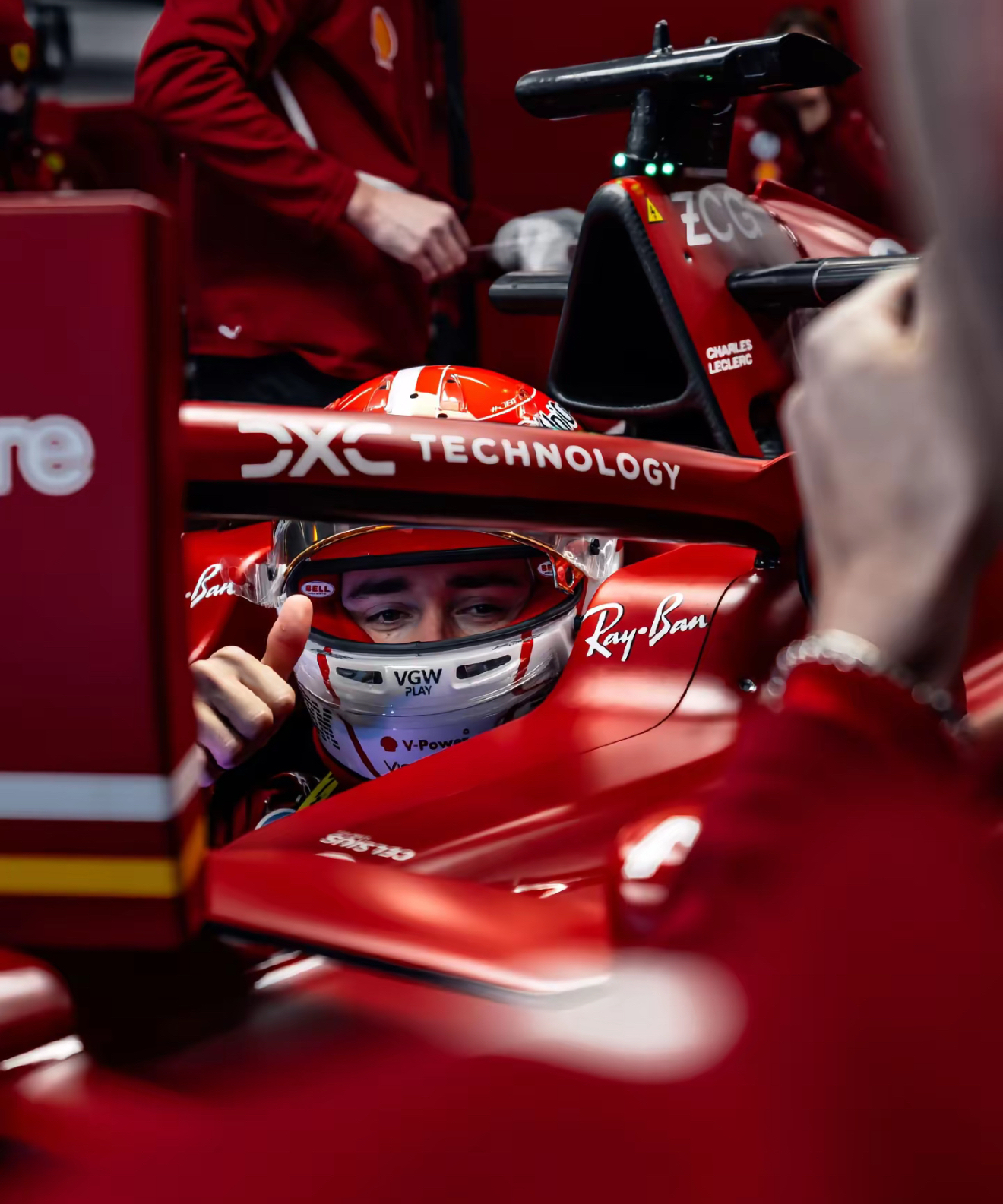 包含哈斯车队完胜梅赛德斯,勒克莱尔高光表现的词条 包含哈斯车队完胜梅赛德斯,勒克莱尔高光表现的词条