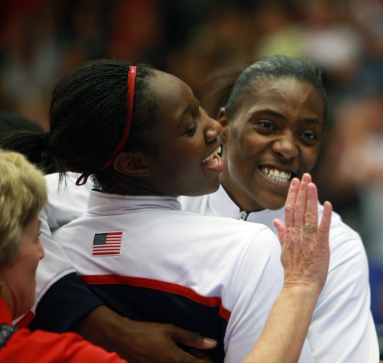 捷克队在加时赛中夺胜晋级到下一轮