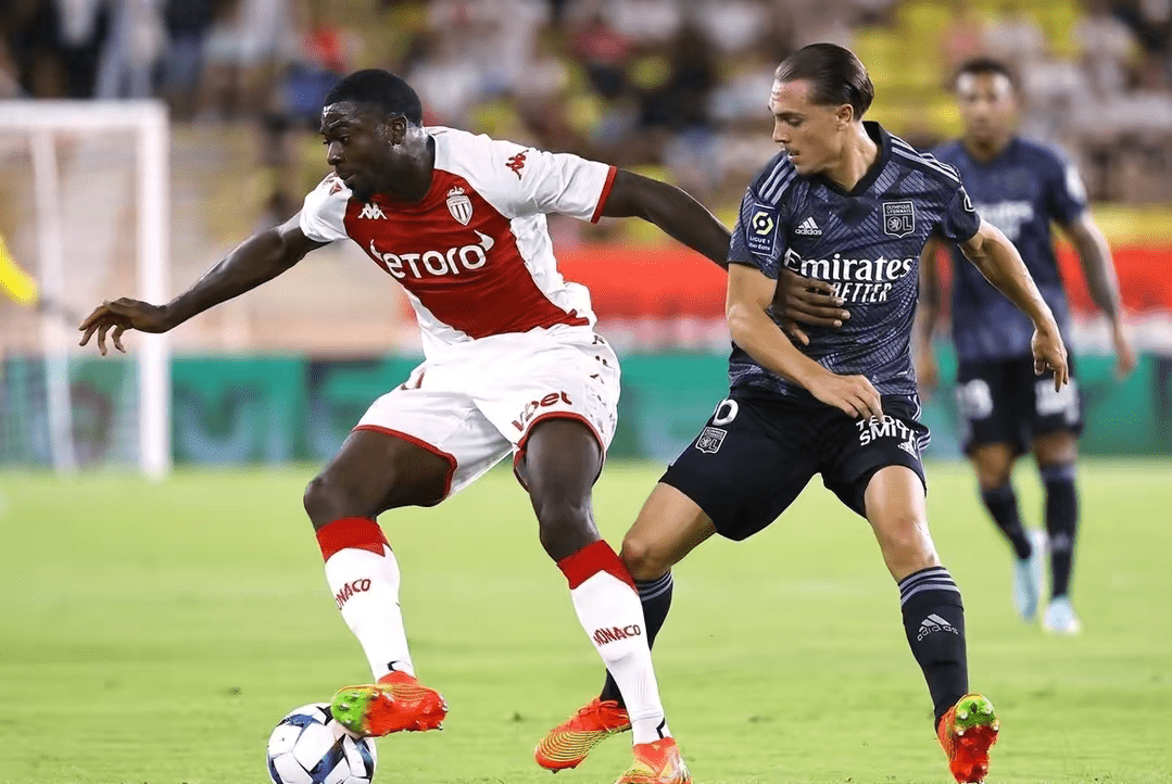 摩纳哥球员伤愈复出，或参加下一场比赛的简单介绍