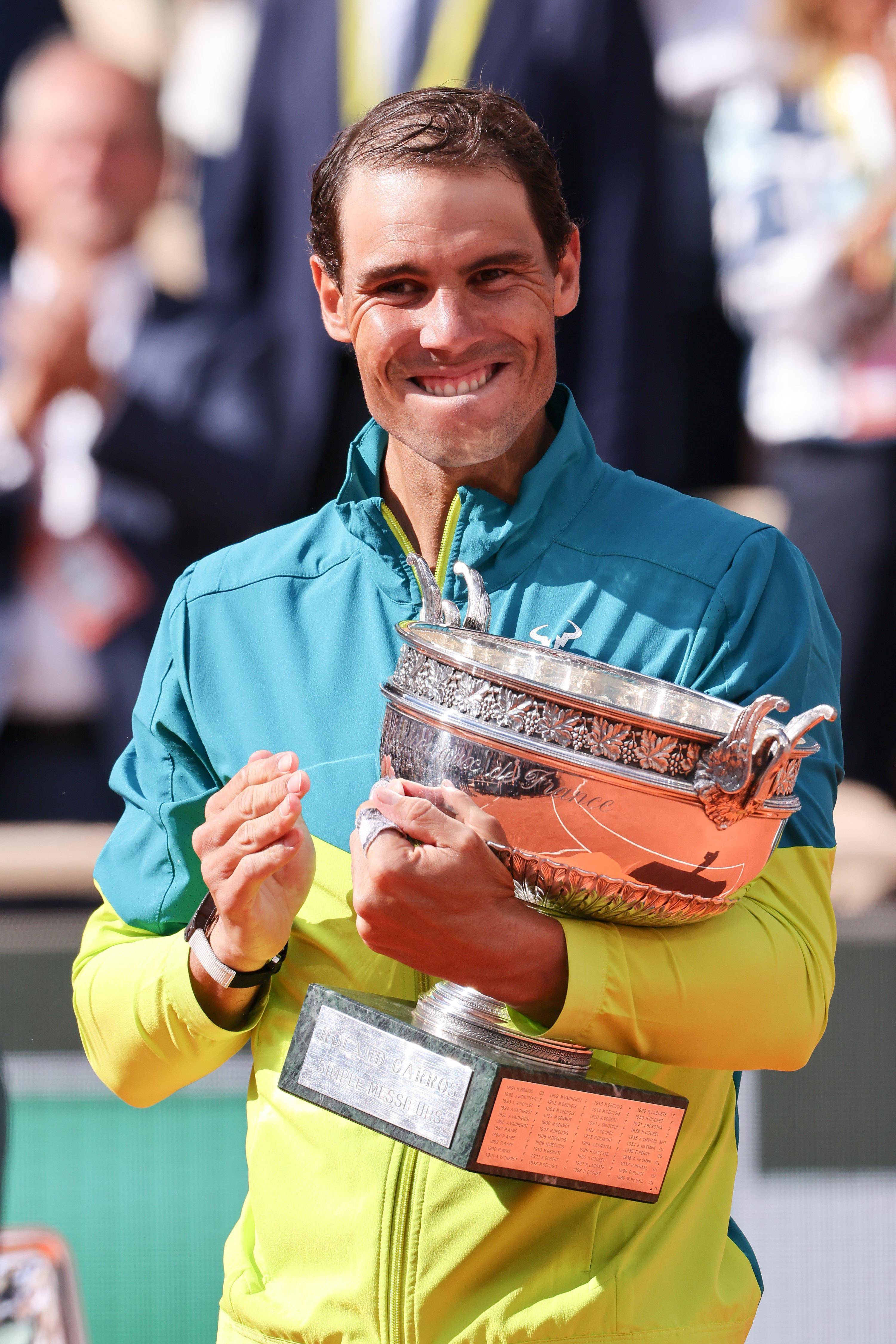 包含法网完胜ATP总决赛，纳达尔关键制胜的词条