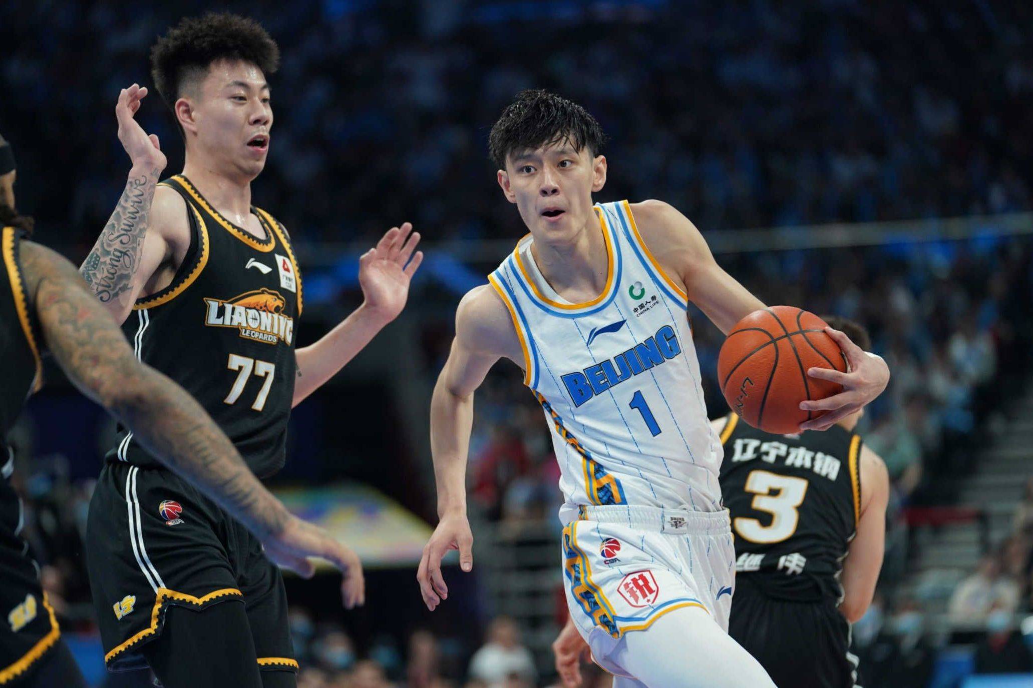 关于新疆队逆转广东队，张镇麟统治全场的信息