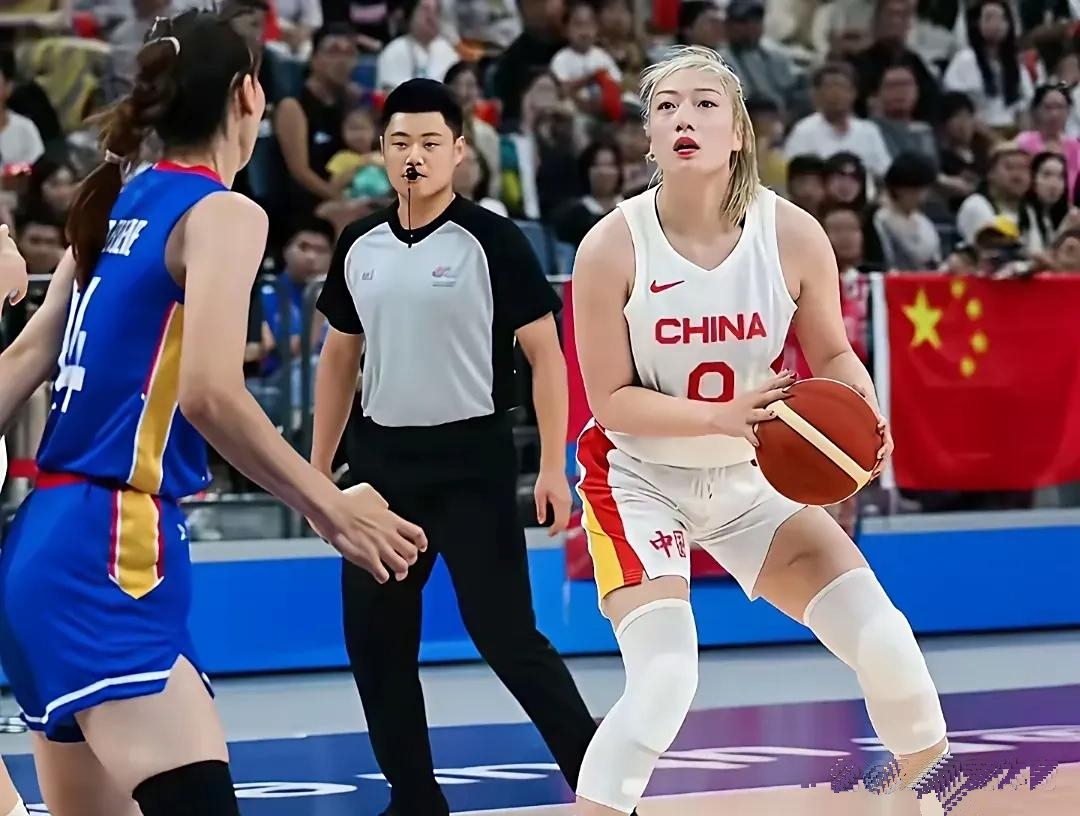 关于运动领域中，女子球队一展雄心的信息