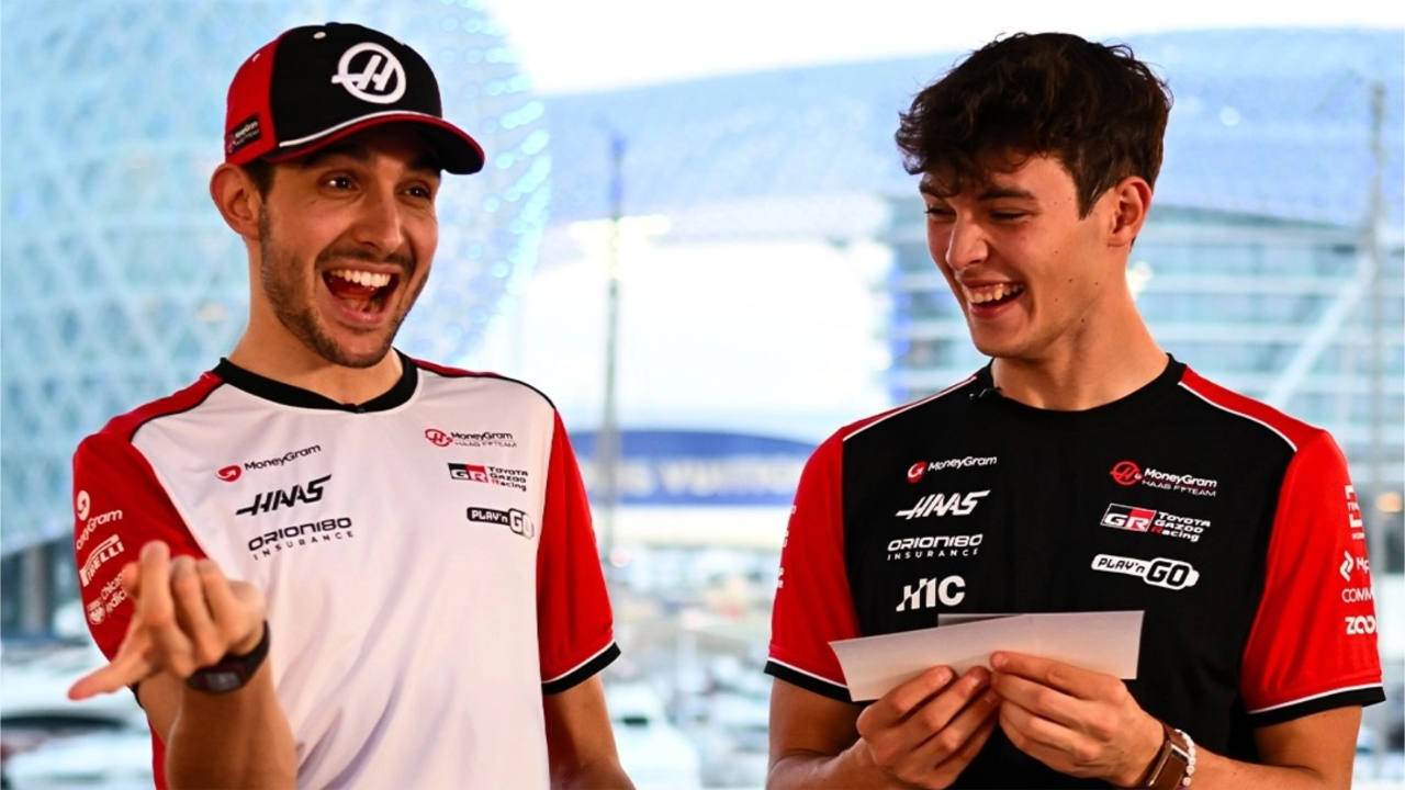 包含哈斯车队逆转红牛车队，皮亚斯特里刷新纪录的词条