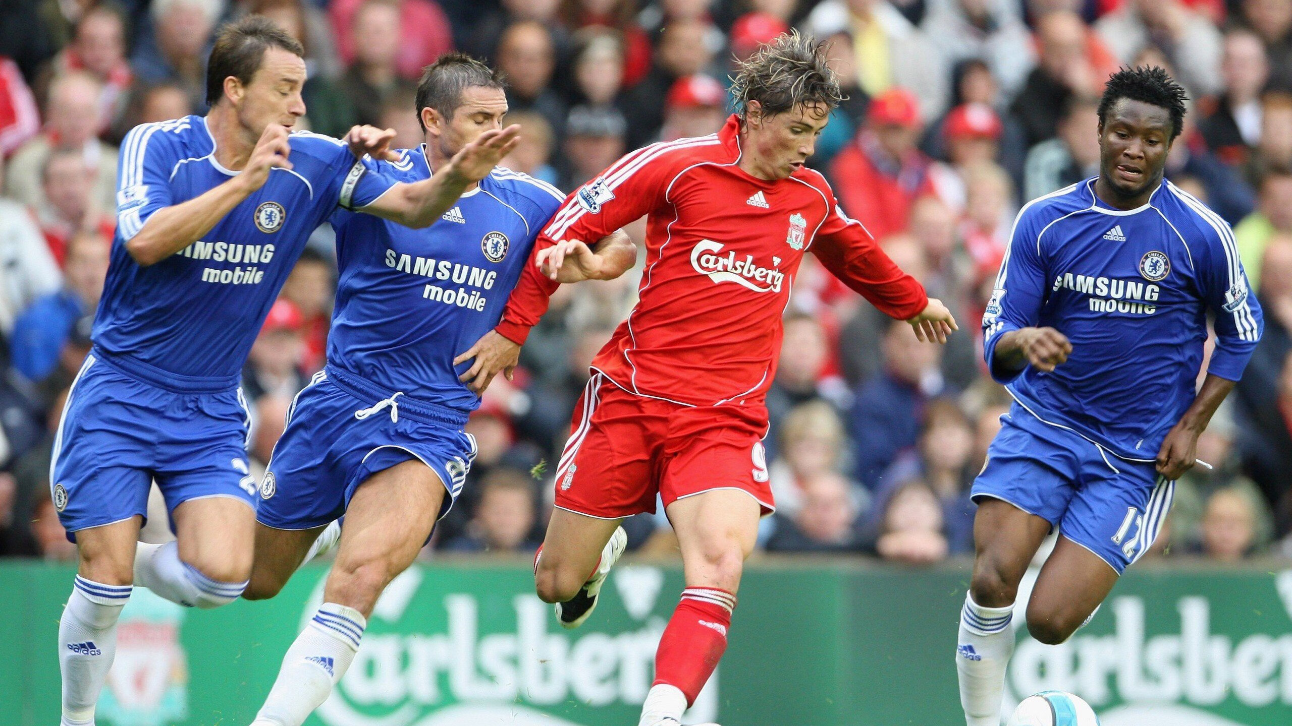 赛道上的传奇之夜，布伦森如何惊艳四座改写F1年度争冠格局